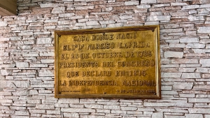 Casa de Laprida y Ex Cabildo. Bien Integrante del Patrimonio Cultural.